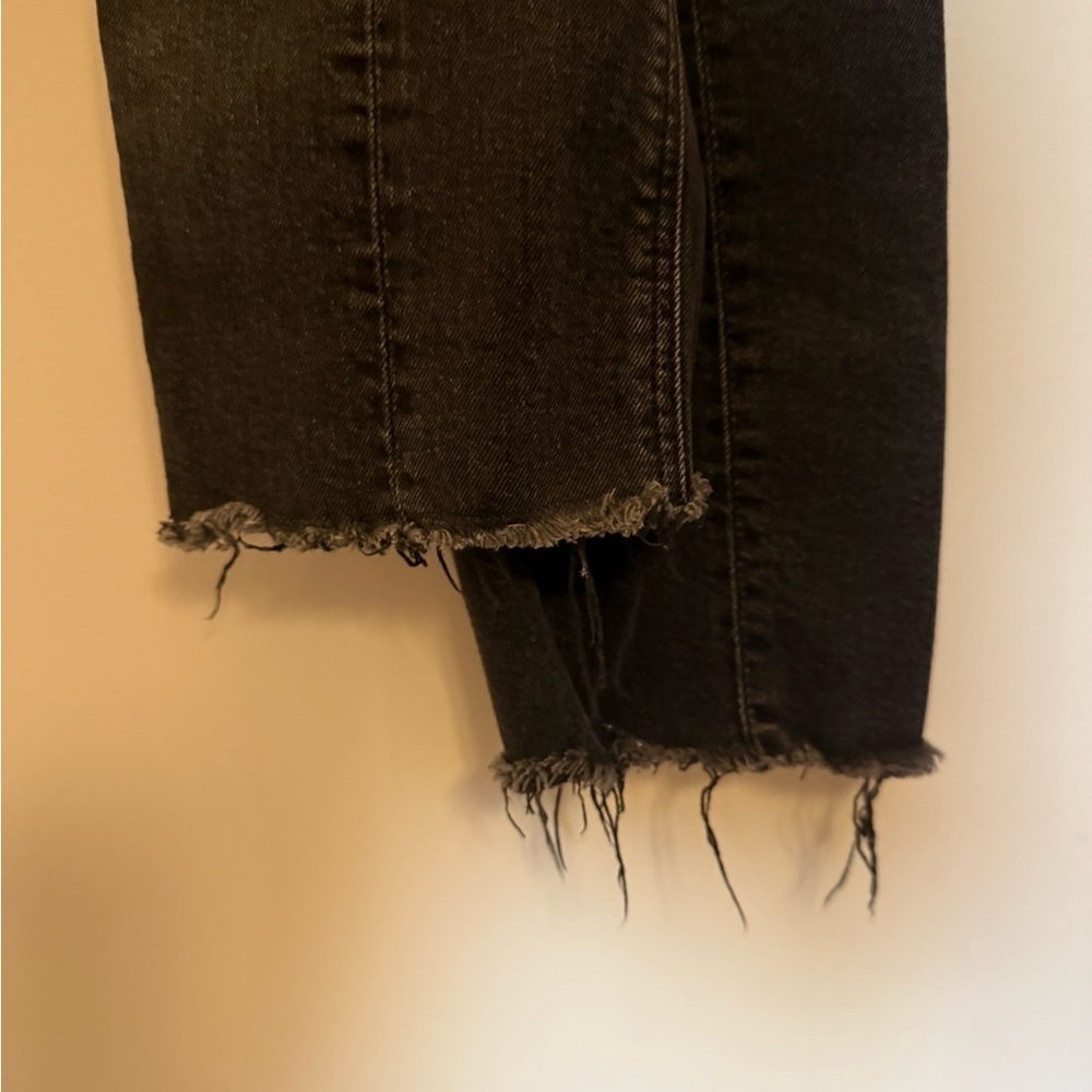 Paige Sarah Slim High Rise Jeans Raw Hem & Zippers in Virgo Black Size 28 - Picture 4 of 16